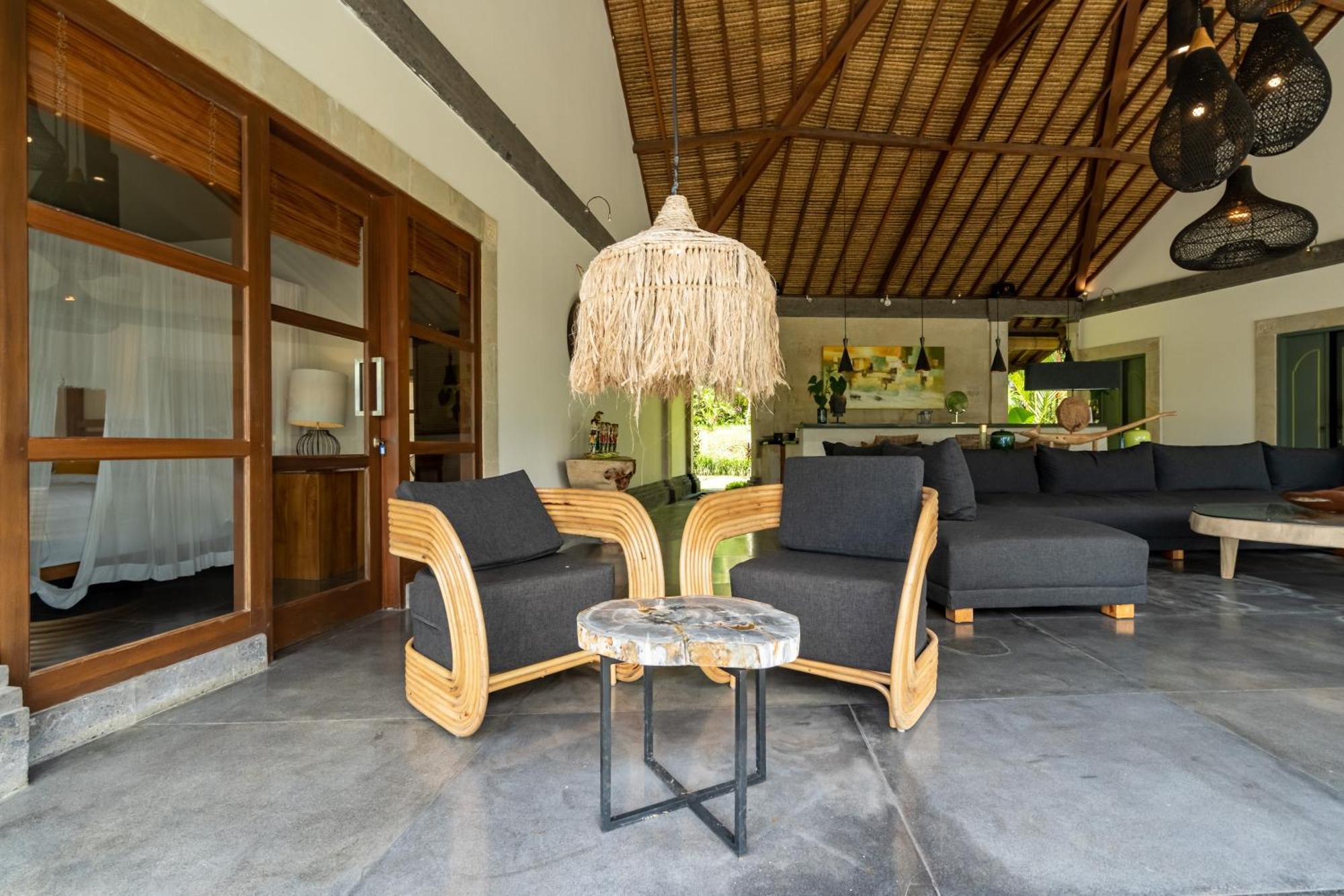 Villa Themma Jungle - Sumptuous 3Br Luxury Villa With Majestic Jungle View North Of Ubud Extérieur photo